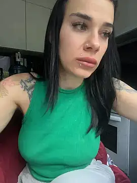Queen of pain online show from 06-29-26, 06:41