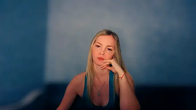 iam Venus online show from 04-20-26, 05:05