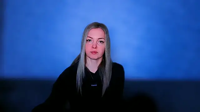 iam Venus online show from 04-25-26, 07:33