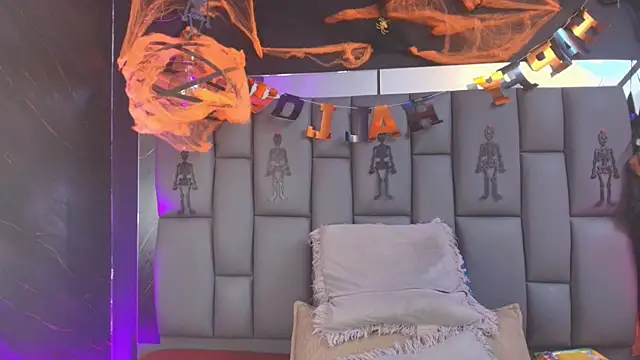  MiaBrown  online show from 11-01-25, 12:07