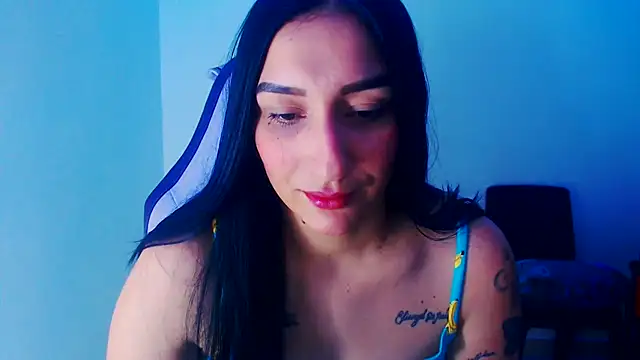 Snapshot of liz_dirty chatting on 12-18-25, 10:49 liz dirty online show from 12-18-25, 10:49