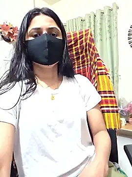 Snapshot of Suvosri chatting on 05-16-26, 04:39 Suvosri online show from 05-16-26, 04:39
