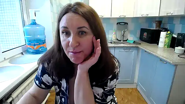 DonnaMagdalena online show from 01-24-25, 09:28