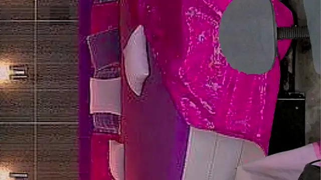 Snapshot of Candyluv chatting on 03-09-25, 03:11 Candyluv online show from 03-09-25, 03:11