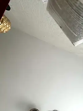 Snapshot of Cute_Anissa chatting on 11-12-25, 02:50 Cute Anissa online show from 11-12-25, 02:50