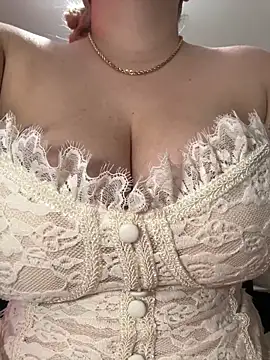 Celestedubois online show from 02-04-26, 08:36