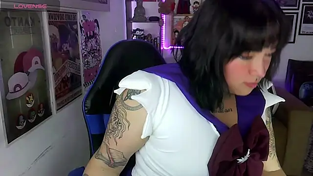 IamZaylu online show from 10-15-25, 04:34