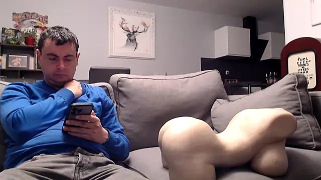 freddy0222222 online show from 04-29-26, 03:43