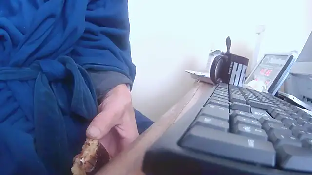 hottottrot691 online show from 02-26-26, 03:33