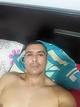 Snapshot of Diegofe81 chatting on 05-30-26, 02:47 Diegofe81 online show from 05-30-26, 02:47