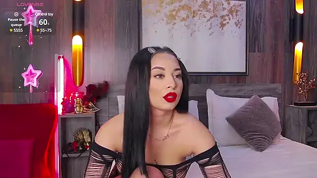 Snapshot of MadyLuxxx chatting on 01-16-25, 07:10 MadyLuxxx online show from 01-16-25, 07:10