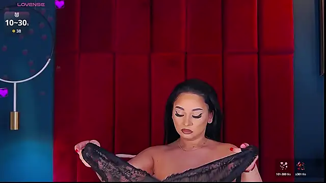 MadyLuxxx online show from 12-13-25, 08:04