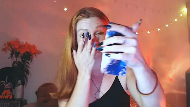 Snapshot of Cassie_Wild chatting on 03-11-26, 10:21 Cassie Wild online show from 03-11-26, 10:21