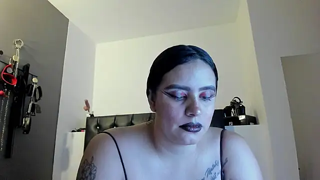 Snapshot of MariaGaitan chatting on 02-25-25, 06:09 MariaGaitan online show from 02-25-25, 06:09