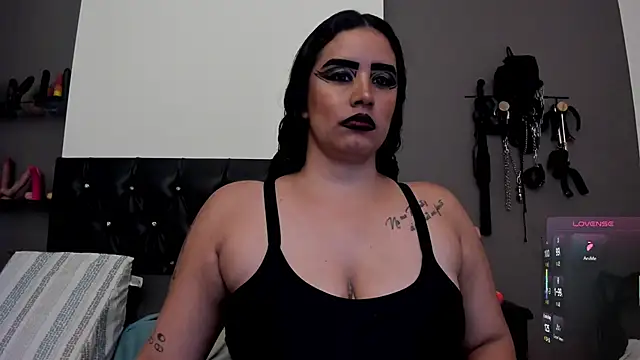 Snapshot of MariaGaitan chatting on 11-10-25, 07:02 MariaGaitan online show from 11-10-25, 07:02