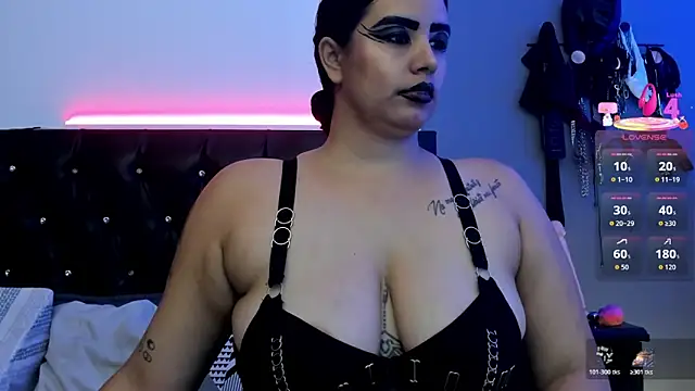 Snapshot of MariaGaitan chatting on 11-24-25, 07:02 MariaGaitan online show from 11-24-25, 07:02