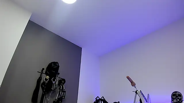 Snapshot of MariaGaitan chatting on 12-22-25, 07:11 MariaGaitan online show from 12-22-25, 07:11