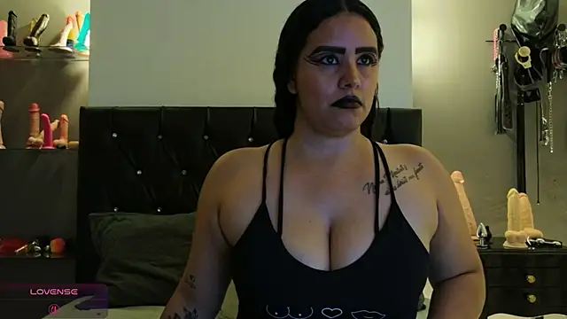 Snapshot of MariaGaitan chatting on 02-16-26, 07:10 MariaGaitan online show from 02-16-26, 07:10