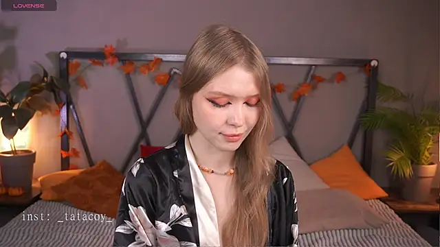 TataCoy online show from 11-26-25, 04:08