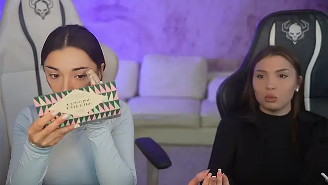 Jasmine Flow online show from 10-21-25, 07:09