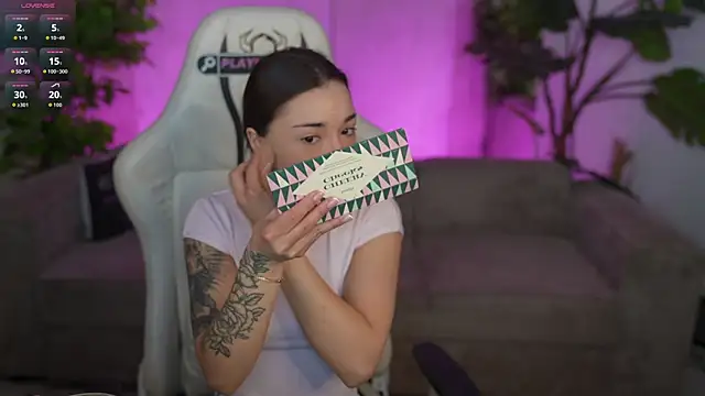 Jasmine Flow online show from 04-24-26, 07:00