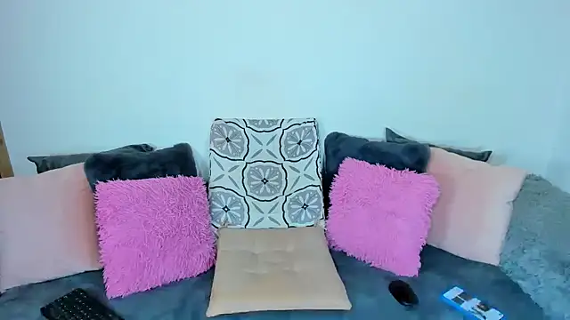 SKYLAROSSE online show from 01-08-26, 02:14