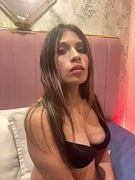 Tiffanysurez  online show from 06-02-26, 08:00