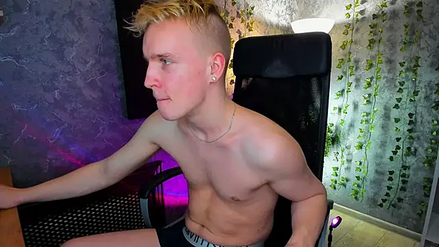 AlexxSweet online show from 01-04-25, 03:39