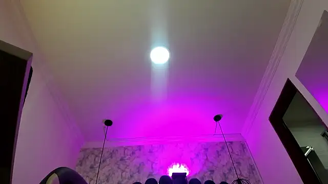 Snapshot of nalalye_cruzz_ chatting on 02-04-26, 02:39 nalalye cruzz online show from 02-04-26, 02:39