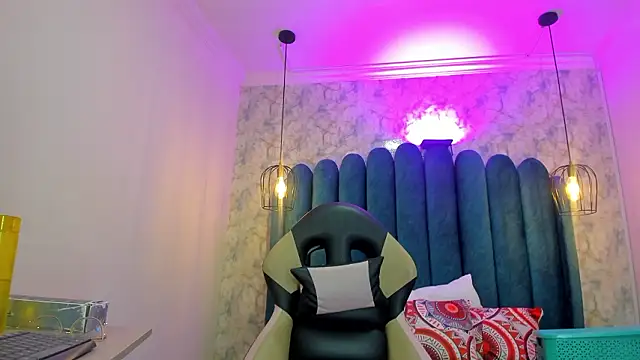 Snapshot of nalalye_cruzz_ chatting on 03-05-26, 03:13 nalalye cruzz online show from 03-05-26, 03:13