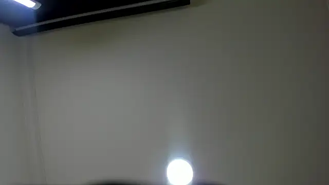 nalalye cruzz  online show from 06-14-26, 02:24