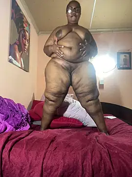 Snapshot of ZOQULUx chatting on 03-02-25, 10:27 ZOQULUx online show from 03-02-25, 10:27