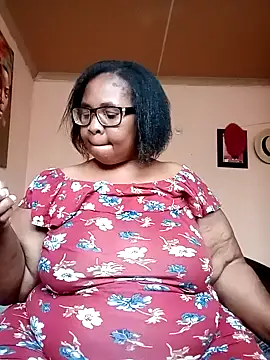 Snapshot of ZOQULUx chatting on 11-27-25, 07:54 ZOQULUx online show from 11-27-25, 07:54