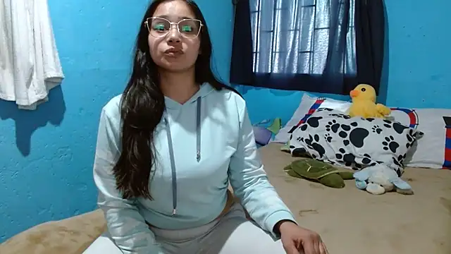 clarisse69 online show from 02-03-25, 09:07