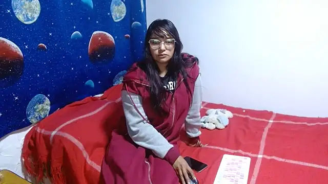 clarisse69 online show from 04-30-26, 03:24