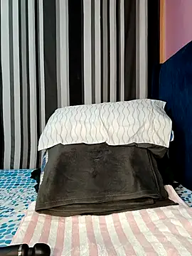 luxusroyce online show from 11-06-25, 02:23