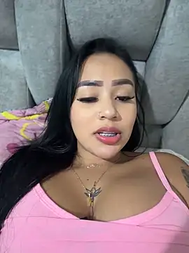 Luisa Fernandaa online show from 06-06-26, 03:33