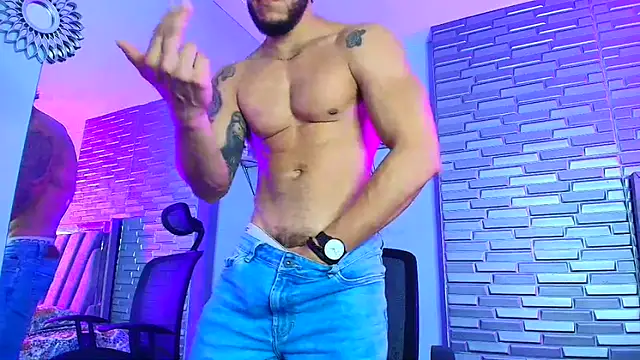 ARON TAYLER01 online show from 03-01-26, 10:06