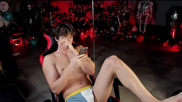 dirty-boss online show from 12-18-25, 08:42