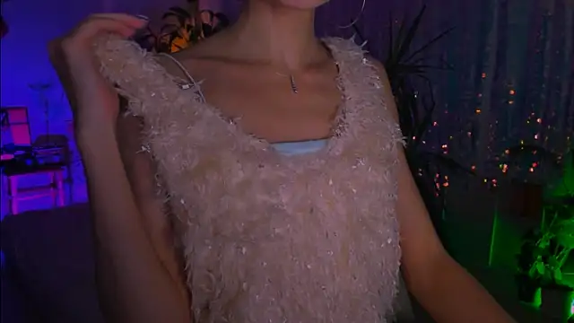 poli   online show from 11-22-25, 07:02