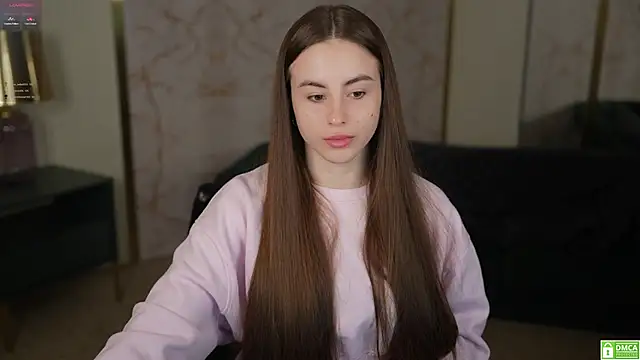 Snapshot of Elice_Dream chatting on 03-02-25, 03:48 Elice Dream online show from 03-02-25, 03:48