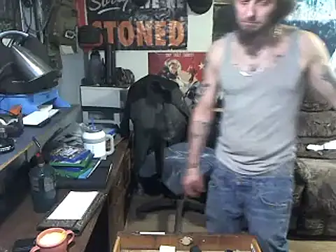 Snapshot of CloudDadddyyy420 chatting on 02-04-26, 04:29 CloudDadddyyy420 online show from 02-04-26, 04:29