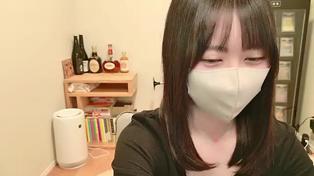 Snapshot of HIKARI_x0 chatting on 04-14-26, 02:23 HIKARI x0 online show from 04-14-26, 02:23