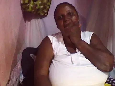 Snapshot of big_clits chatting on 03-16-25, 05:07 big clits online show from 03-16-25, 05:07