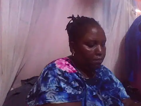 Snapshot of big_clits chatting on 09-11-25, 05:40 big clits online show from 09-11-25, 05:40