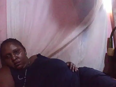 Snapshot of big_clits chatting on 11-12-25, 11:43 big clits online show from 11-12-25, 11:43