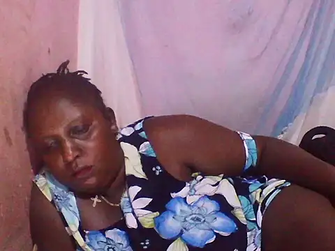 Snapshot of big_clits chatting on 01-08-26, 12:29 big clits online show from 01-08-26, 12:29