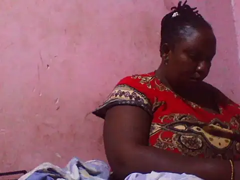 Snapshot of big_clits chatting on 02-21-26, 10:11 big clits online show from 02-21-26, 10:11