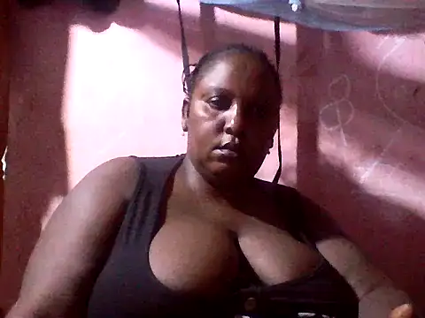 Snapshot of big_clits chatting on 06-30-26, 02:23 big clits online show from 06-30-26, 02:23
