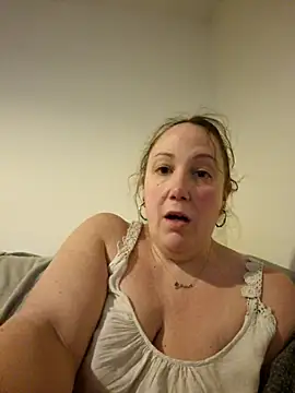 Wisie Cutie online show from 01-19-25, 09:45